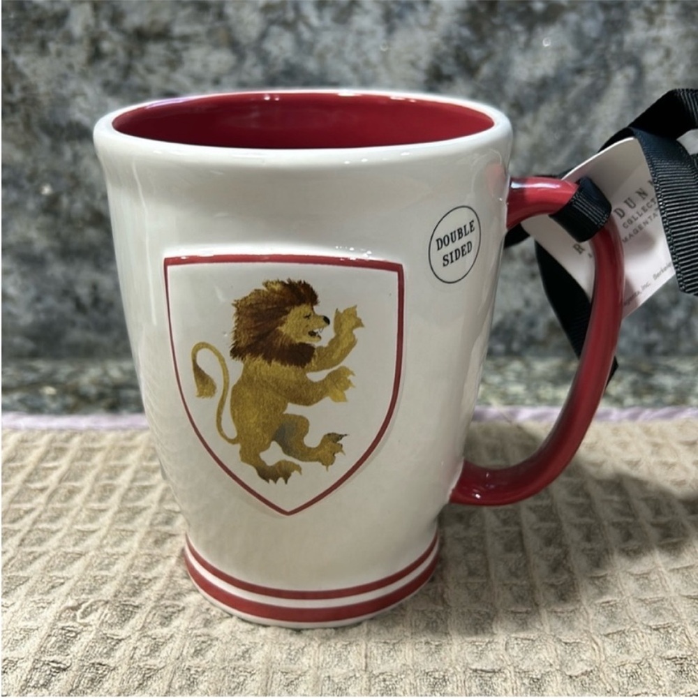 NWT Rae Dunn x Harry Potter Gryffindor Mug Double Sided Red 16 oz House Crest